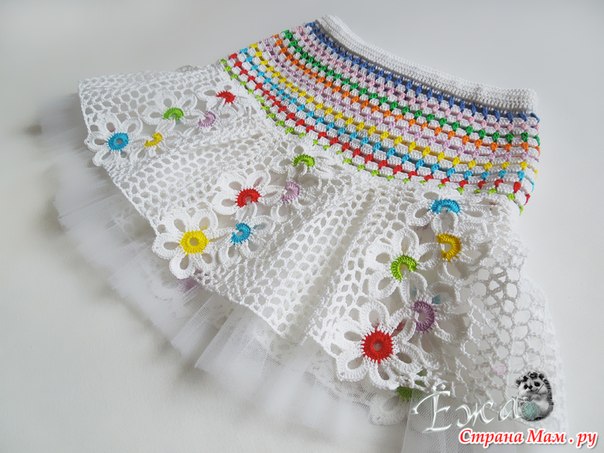 conjunto niña hecho a crochet con flores patrones06