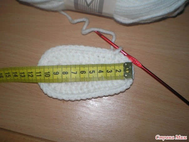 Patron botines tejidos a crochet para bebe06
