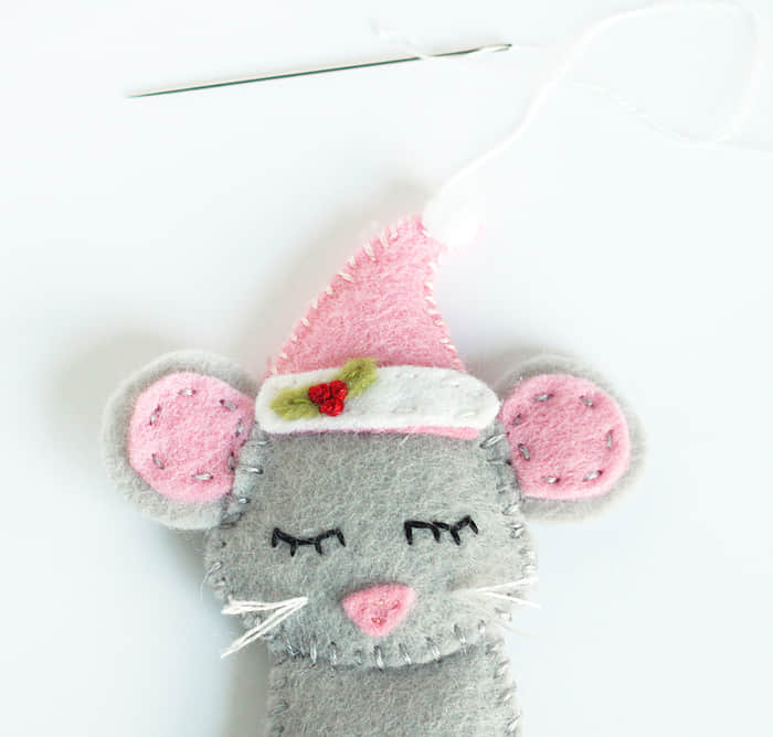 Como hacer ratones navideños con moldes03