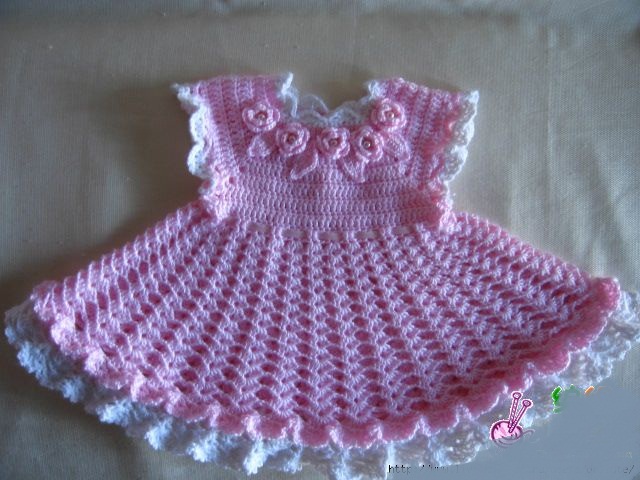 Modelos para hacer bonito vestido a crochet para niñas08