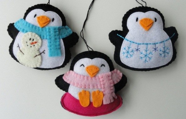 pinguinos navideños de fieltro03
