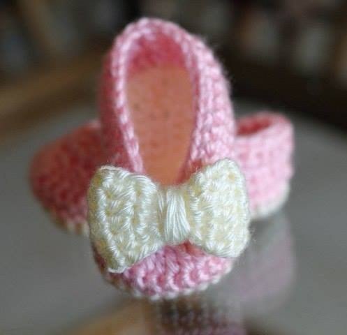 Zapatitos tejidos a crochet para niñas03