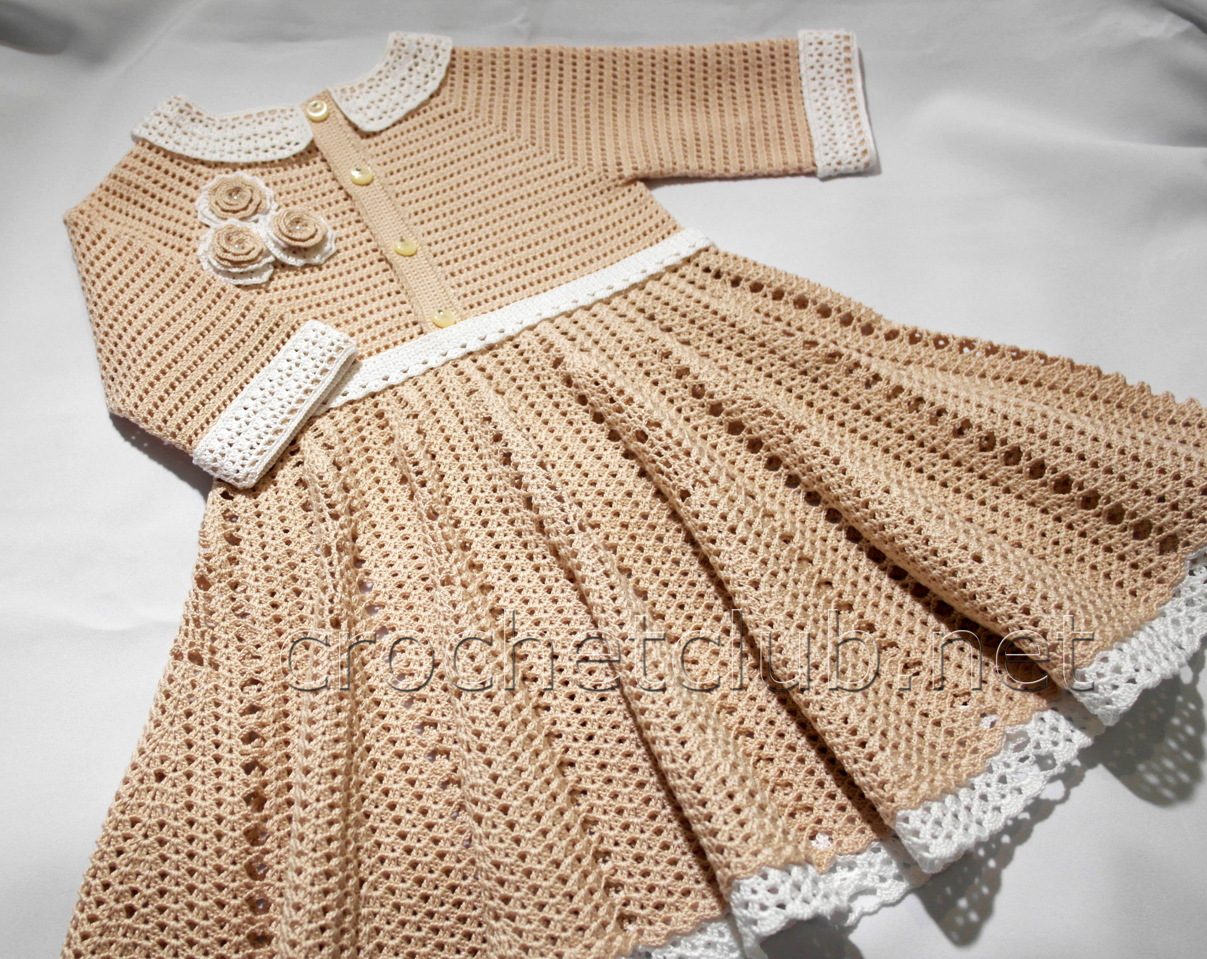 Vestido manga larga tejido a crochet para niñas